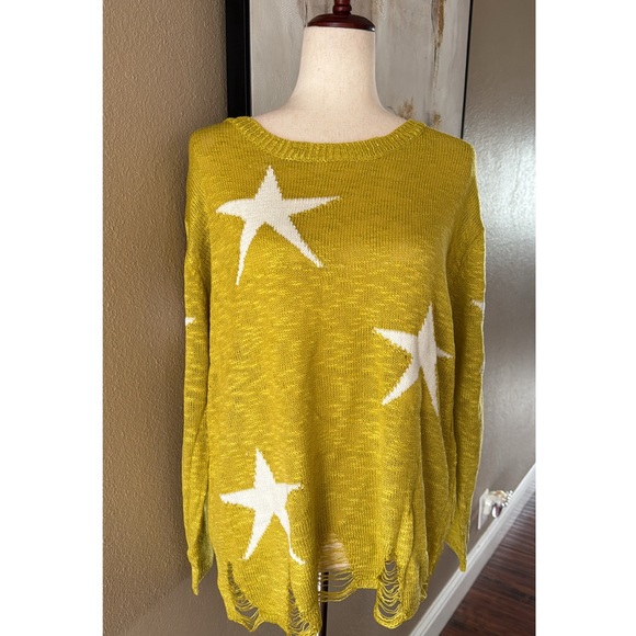 Star print distressed knit sweater - Picture 3 of 8